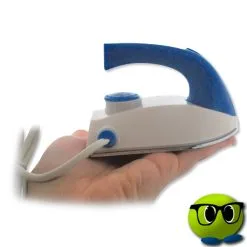 Mini Fer à Repasser De Voyage Très Pratique - Mrbulle -Magasin De Décoration 5938 photo