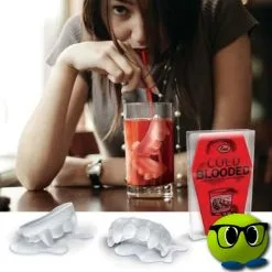 Sculpture De Glace En Forme De Dents De Vampire - Mrbulle -Magasin De Décoration 7784 photo