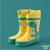 Dinosaure Jouet Dinosaure Vert Bottes Jaunes -Magasin De Décoration dinosaure vert bottes jaunes dinosaure jouet 879
